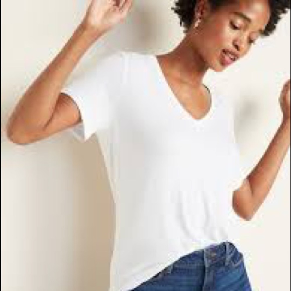 OLD NAVY LUXE V-NECK TEE FOR WOMEN